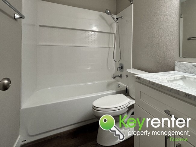 Building Photo - Newly Remodeled 3 Bedroom Home for Rent in Tacoma with Backyard and Garage!