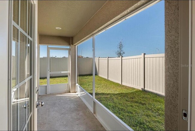 Building Photo - 378 Pentas Ln