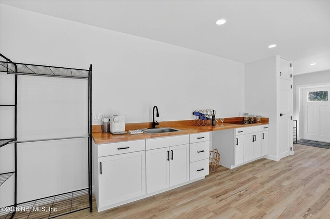 Building Photo - 8778 Waterfront Terrace