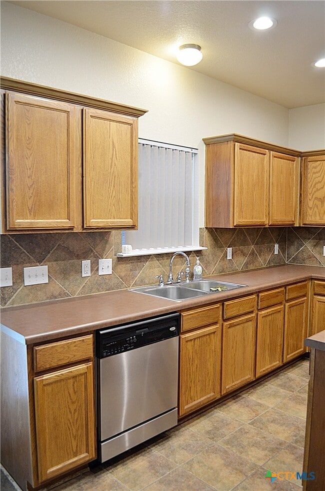 Building Photo - 208 Tribal Trail