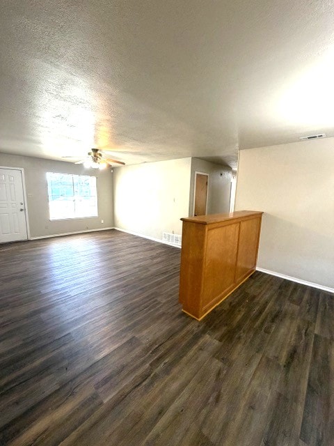 Building Photo - 218 Ave F