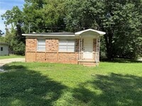 Building Photo - 302 Erie St