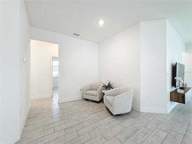 Building Photo - 1061 Chasetree Ln