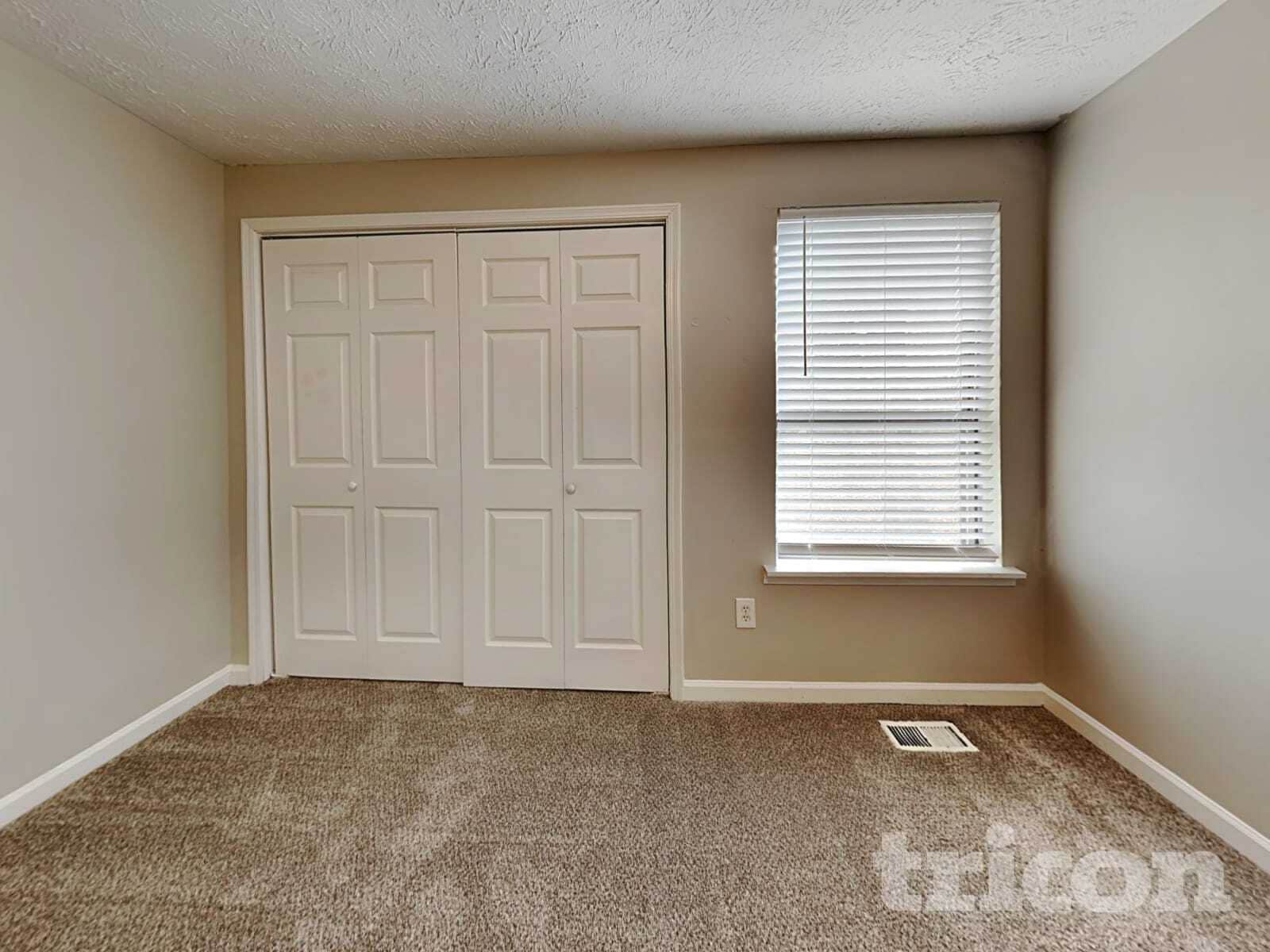 Building Photo - 5577 Mountain Park Way