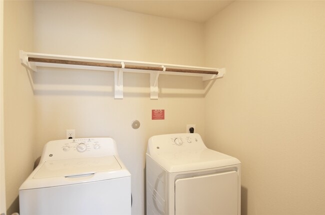 Building Photo - 6402 Verbena Blossom Trail