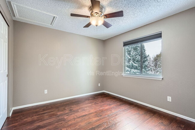 Building Photo - 5742 W 114th Pl