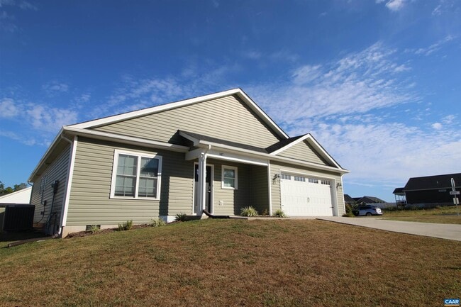Building Photo - 147 Langley Dr