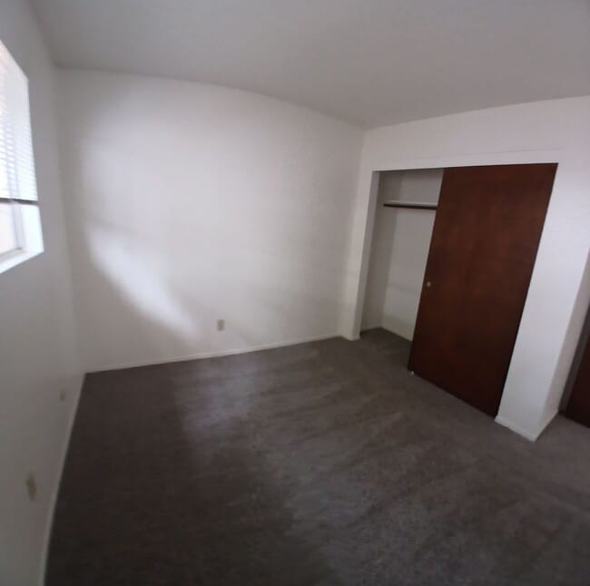Building Photo - 1060 Santa Ynez Ave