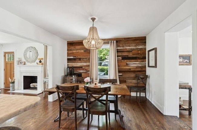 Building Photo - 828 Kirkwood Ave