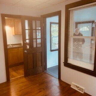 Building Photo - 56 Hamilton St