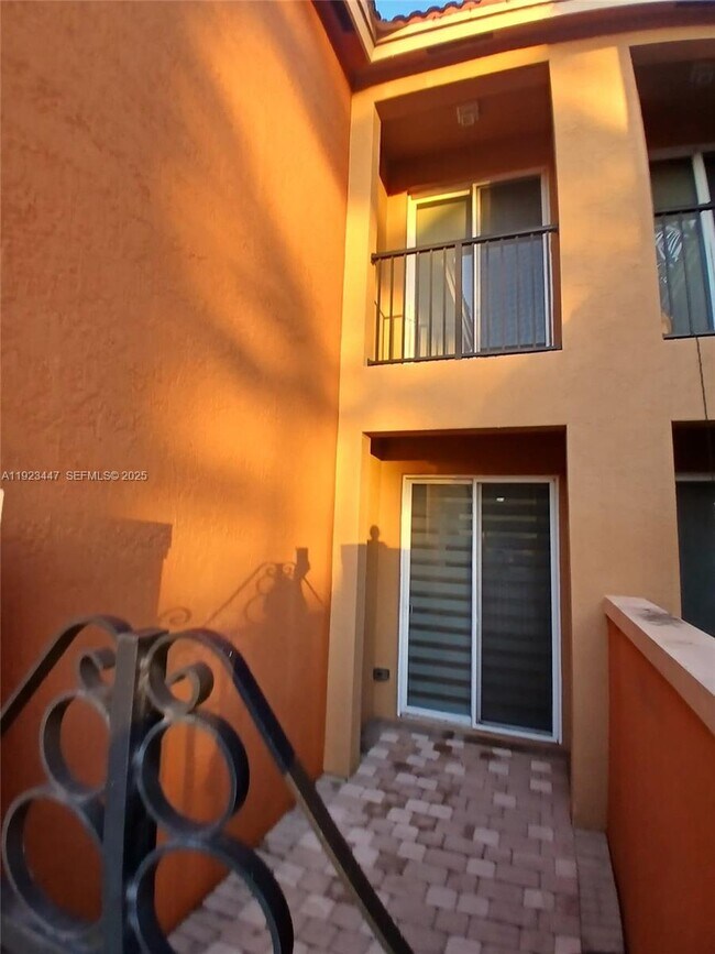 Building Photo - 12221 SW 27th St