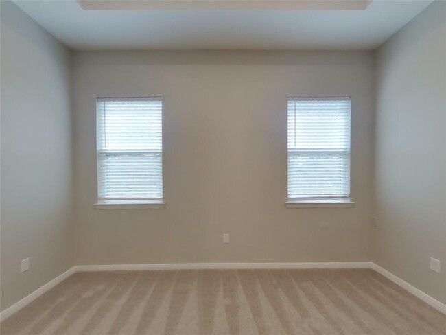 Building Photo - 1003 Awning Ct