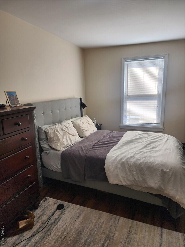 Building Photo - 632 Piermont Ave