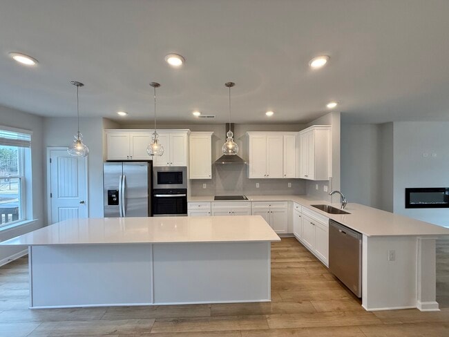 Building Photo - 206 Daybreak Ln