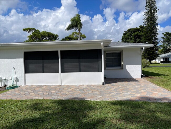 Building Photo - 5388 Privet Pl