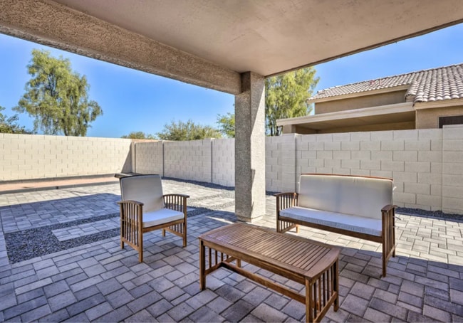 Building Photo - 13520 W Solano Dr