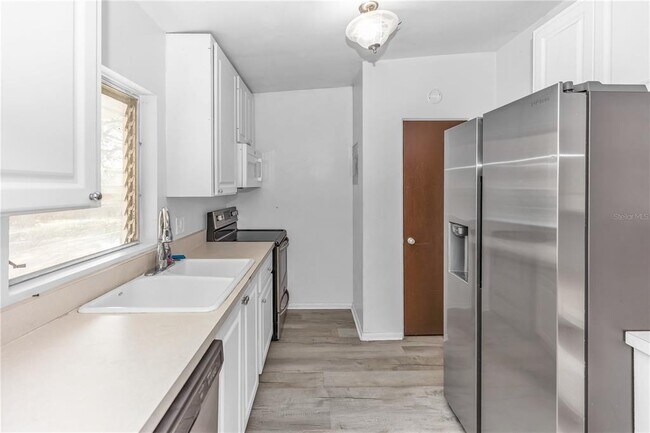 Building Photo - 4726 Abaca St