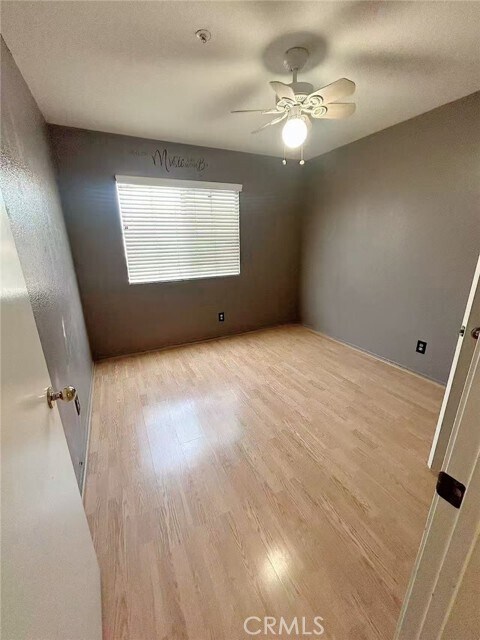 Building Photo - 15865 Flamingo Dr