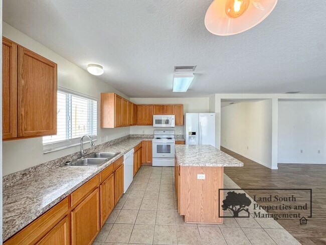 Building Photo - 7509 Hunters Greene Cir