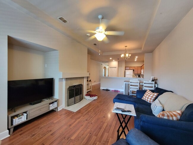 Building Photo - 3/2 townhome available for rent August 6, 2026, renting for $1795 per month, privacy fenced back ...