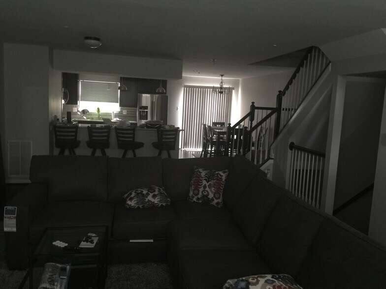 Building Photo - 6257 Deep Earth Ln