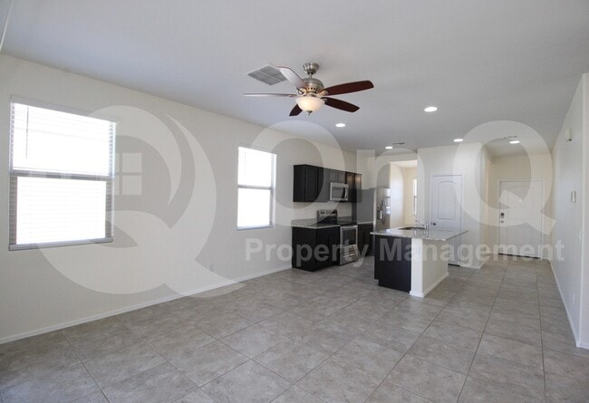 Building Photo - 1258 E Paul Dr