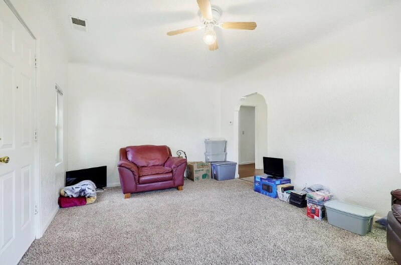 Building Photo - 2512 Butte St