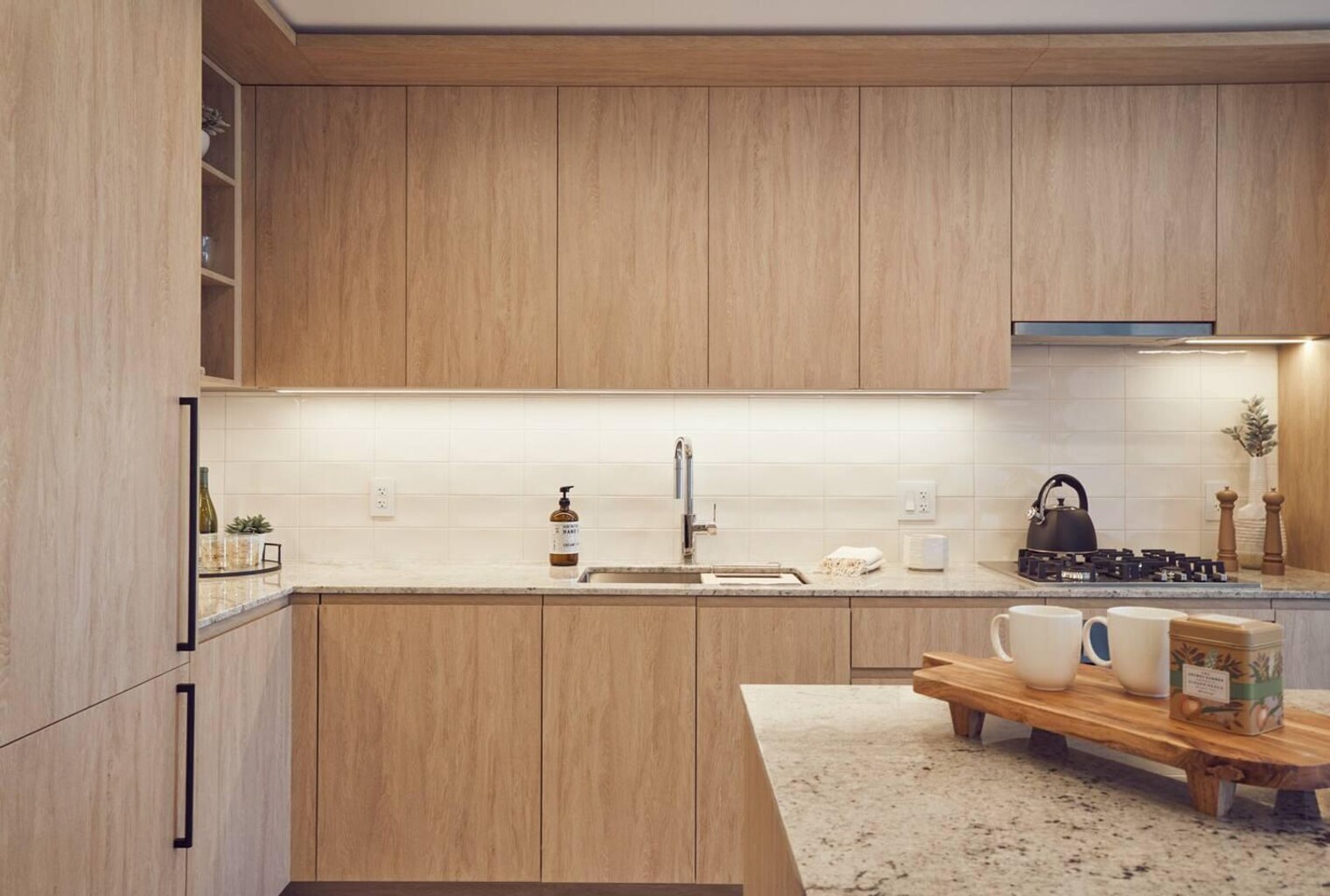 Building Photo - 540 N Orleans St