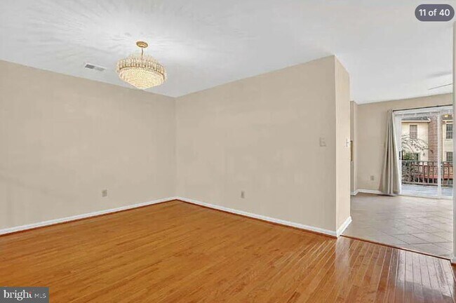 Building Photo - 7427 Salford Ct