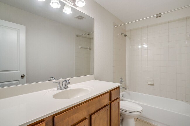 Building Photo - 3801 Weatherstone Dr