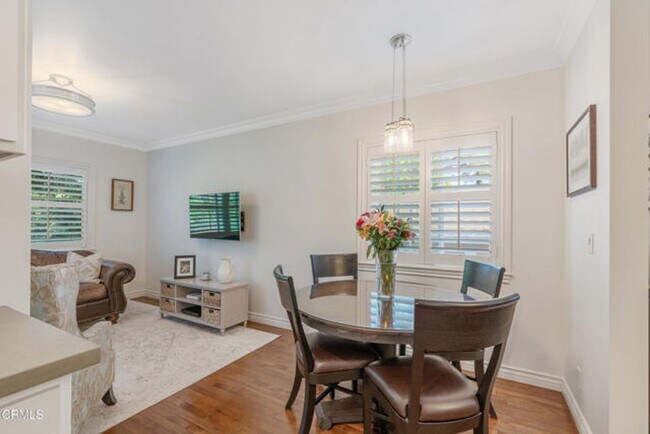 Building Photo - CHARMING 3BR + 2BA HOUSE IN MONROVIA!