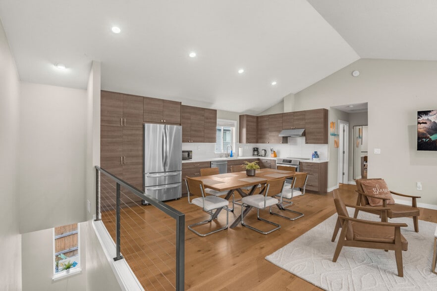 Building Photo - 1703 SE 176th Ave