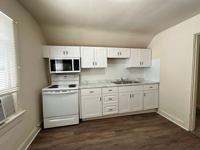 Building Photo - HAD1318