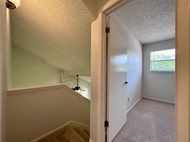 Building Photo - 8800 Clearbrook Trail