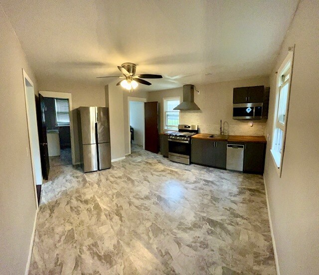 Building Photo - 299 Fargo Ave