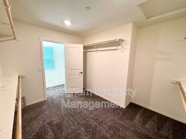 Building Photo - 29357 Caravel Dr
