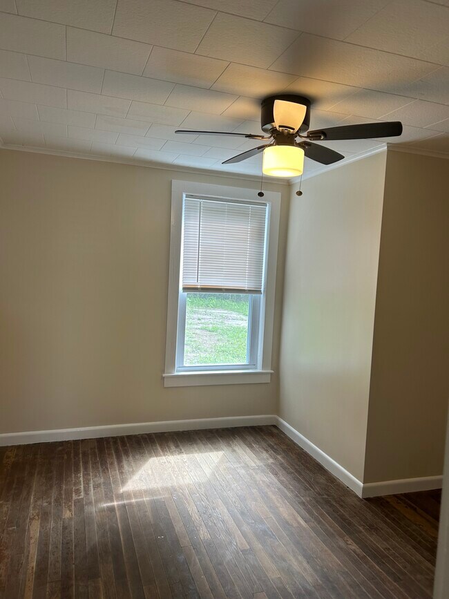 Building Photo - 1 Charles St