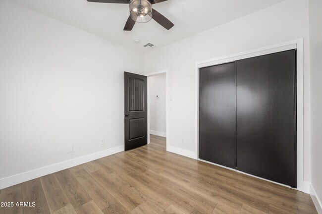 Building Photo - 274 N Delaware St
