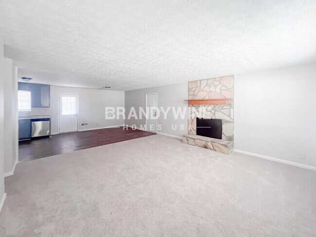 Building Photo - 3810 Rock Hollow Ct