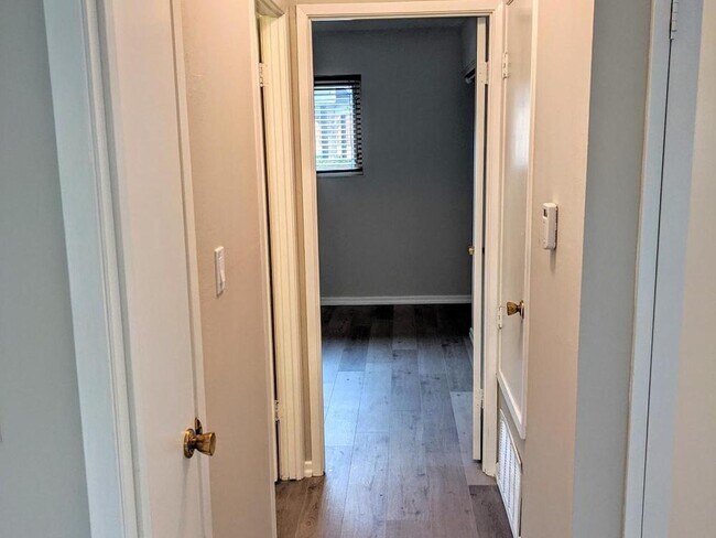 Building Photo - 2 bedroom in Fremont CA 94555