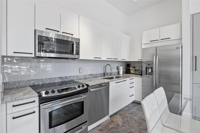 Building Photo - 2001 Meridian Ave