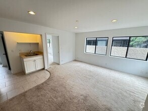 Building Photo - Spacious 1-Bedroom in the Heart of Wahiawa