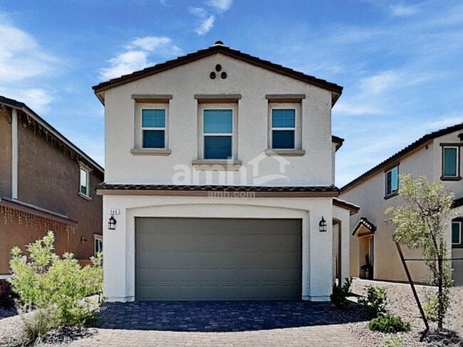 Building Photo - 644 N Water St