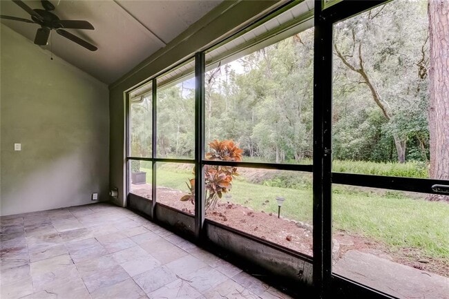 Building Photo - 4139 Brentwood Park Cir