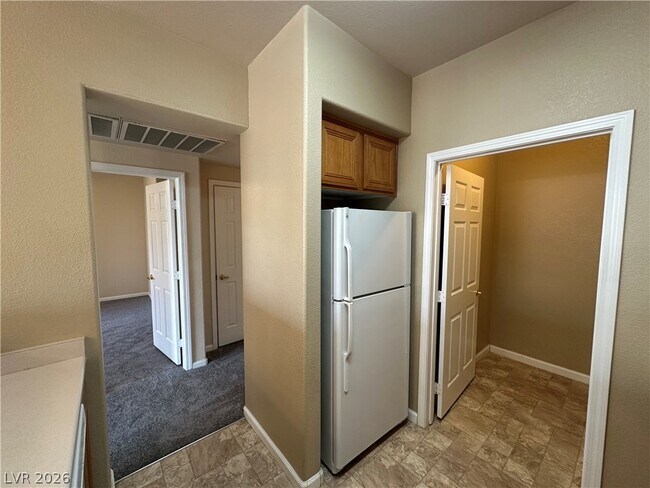 Building Photo - 7111 S Durango Dr