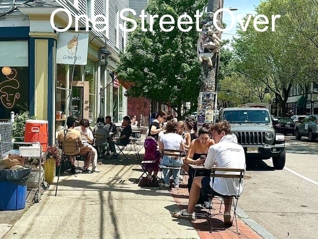 Building Photo - 47 Sheldon St