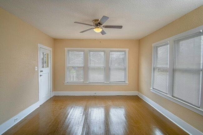 Building Photo - 1101 Gibbs St