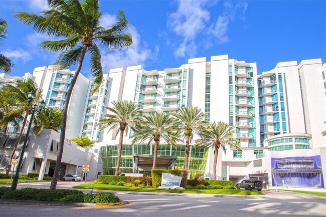 Building Photo - 3029 NE 188th St