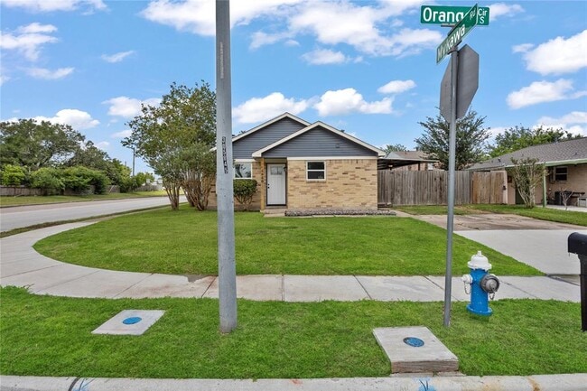 Building Photo - 4640 Orange Cir S
