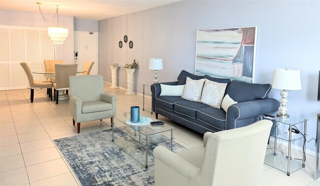 Building Photo - 4250 Galt Ocean Dr